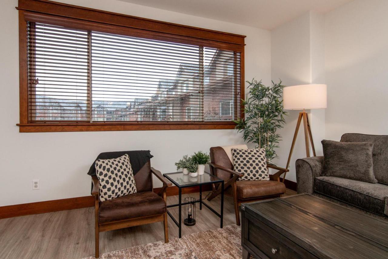 Modern Riverstone Condo With Grand Deck - Steps To Shops, Restaurants, Trails And River Coeur d'Alene Kültér fotó